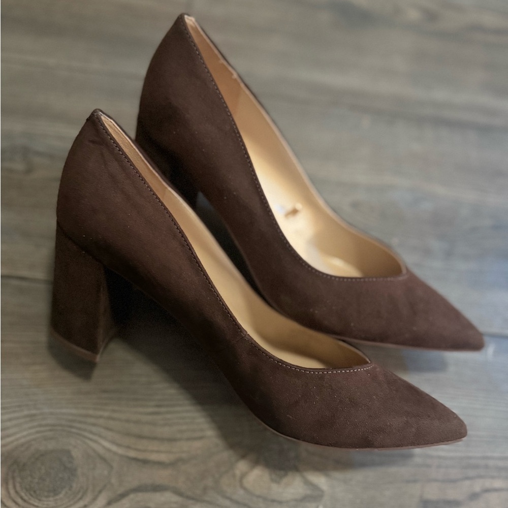 Marc Fisher Zala Dark Brown Suede Block Heel Pumps Women’s 7.5 Never Worn LNC - Picture 3 of 7